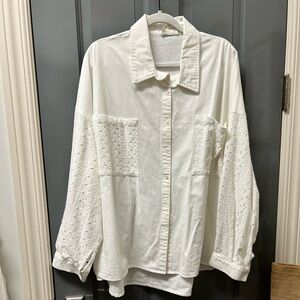 Oli & Hali Ivory Blouse with Lace Detail